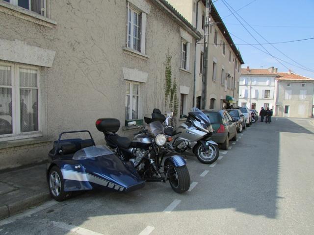 4 - pause restaurant à La Rochefoucault (3)