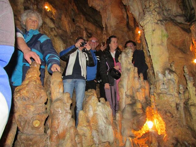 4 - visite des grottes du Queroy (10)