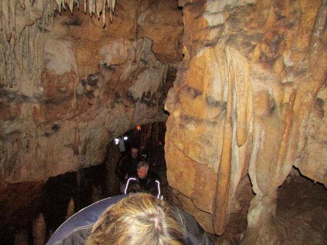 4 - visite des grottes du Queroy (11)