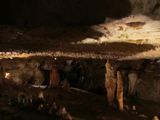 4 - visite des grottes du Queroy (20)