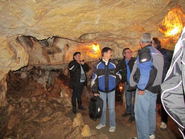 4 - visite des grottes du Queroy (33)